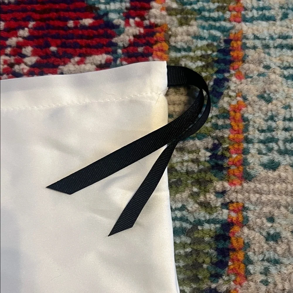 Pair Gucci White silk Dust Bags
